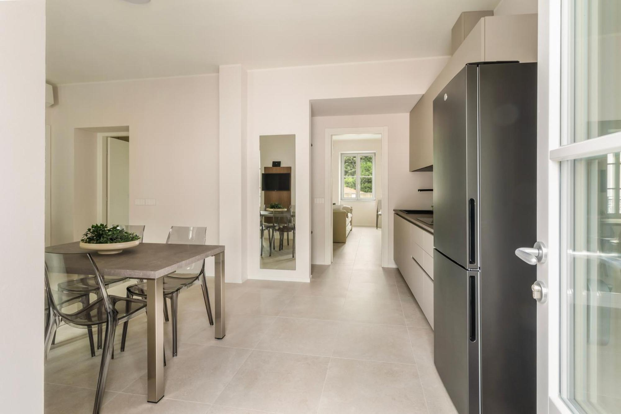 Como City Wall Apartment Como